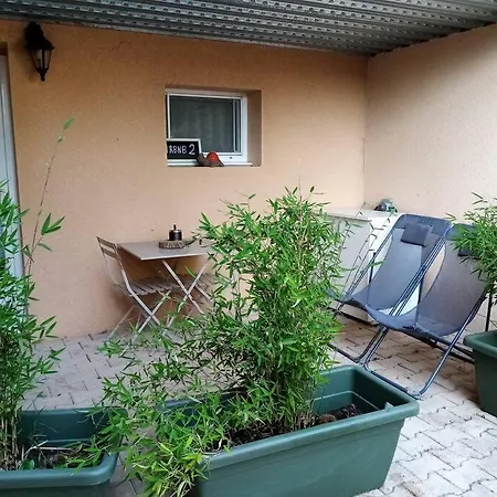Studio Meuble Independant Tout Confort Classe 2** Aubenas Exterior photo