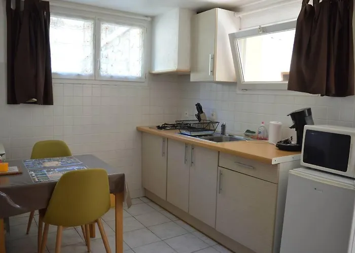 Studio Meuble Independant Tout Confort Classe 2**